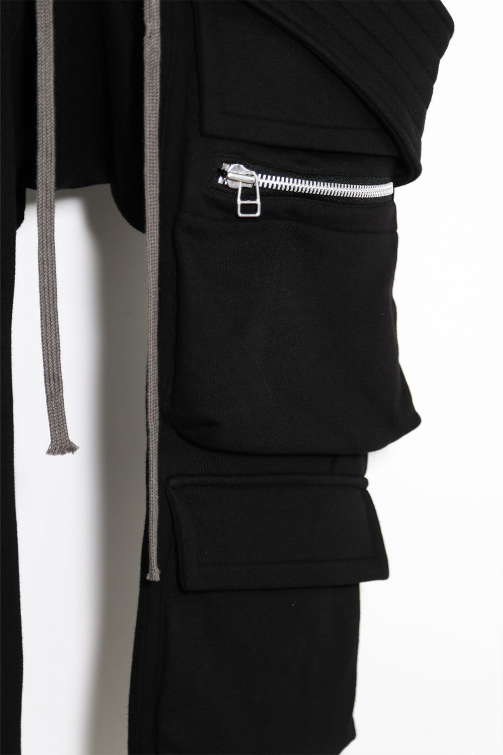 ベルトカーゴサルエルスウェットパンツ / Belt Cargo Sweat Sarouel Pants / ブラック / ag-8026