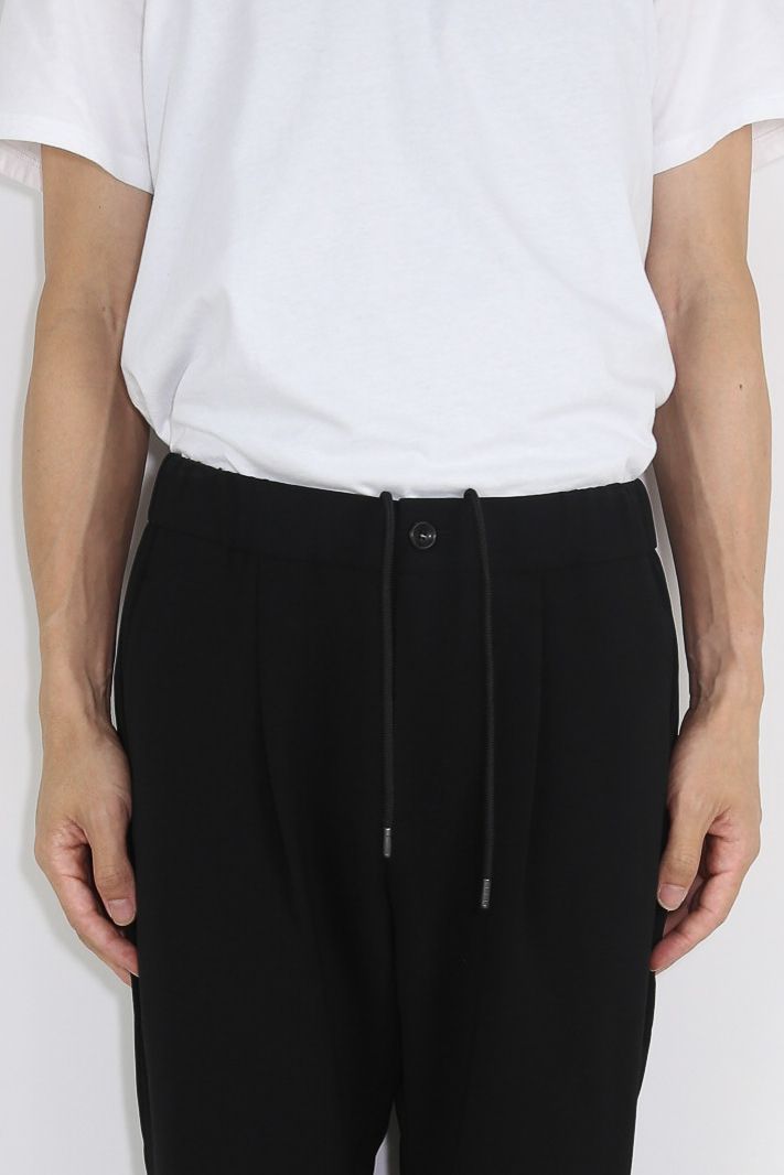 PE STRETCH DOUBLE CLOTH REGULAR FIT EASY TROUSERS / ブラック