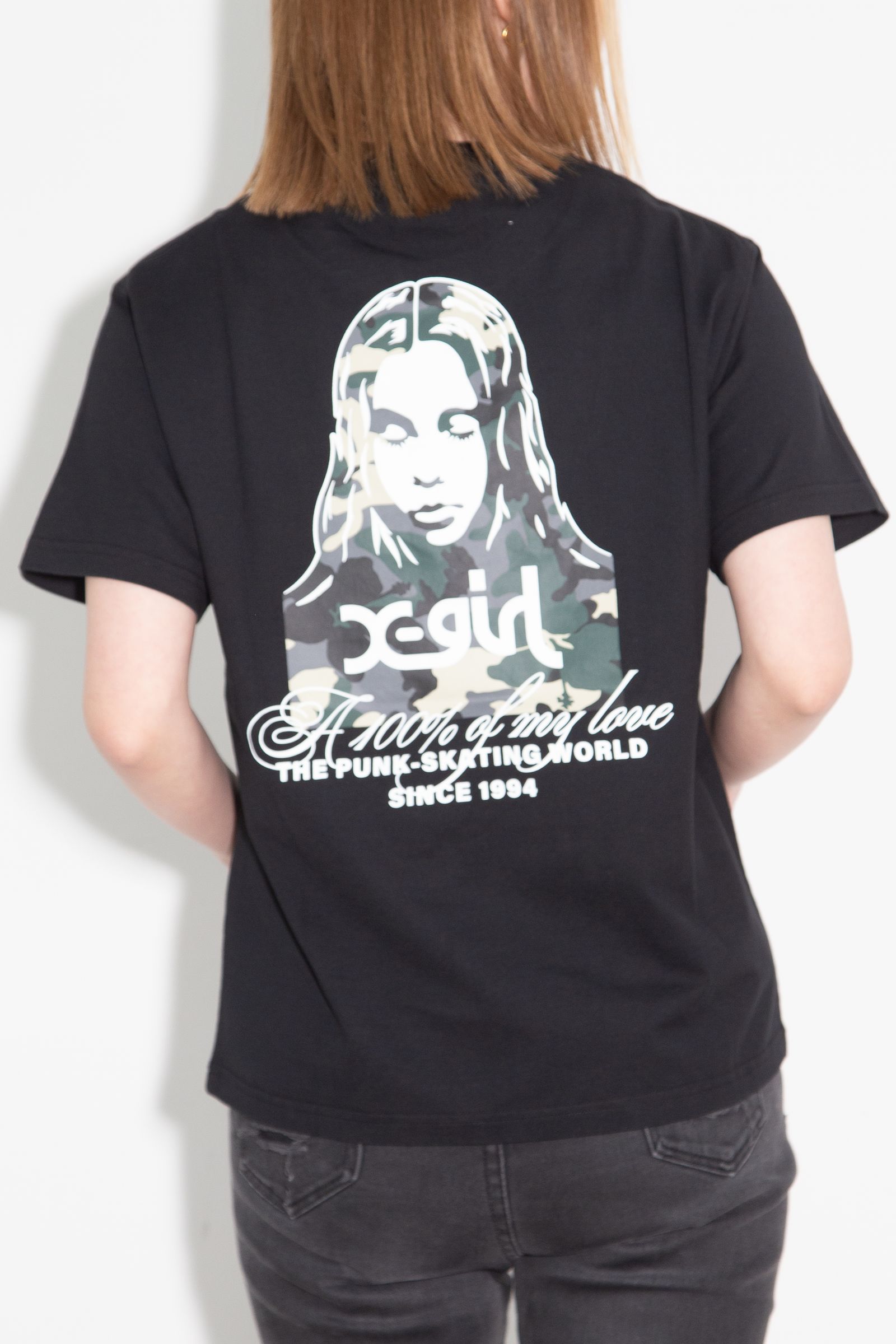HIBISCUS CAMOUFLAGE FACE S/S TEE / ブラック