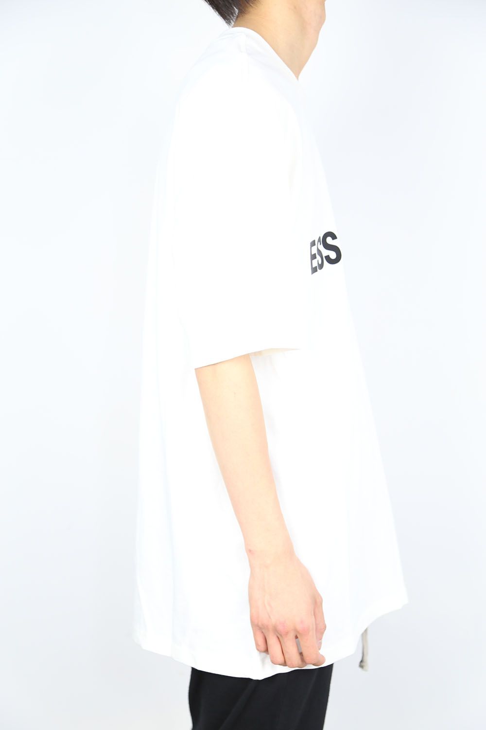 FRONT LOGO S/S TEE / ホワイト