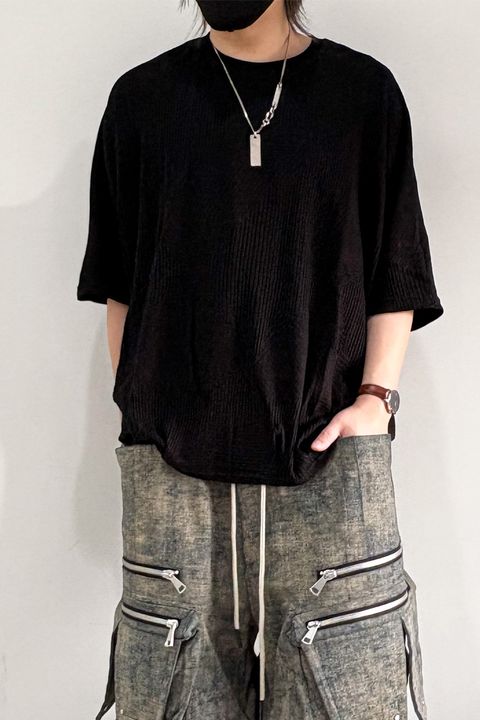DEFORMED STRIPE PATTERN DOLMAN TEE / ブラック
