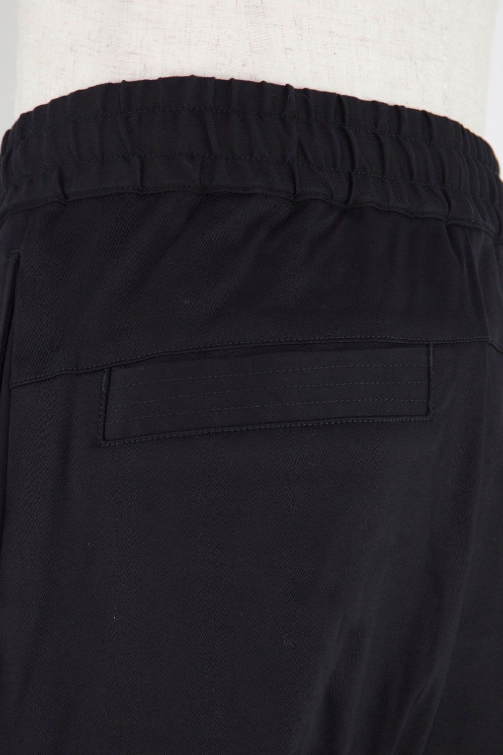 CROSS CARGO PANTS / ブラック