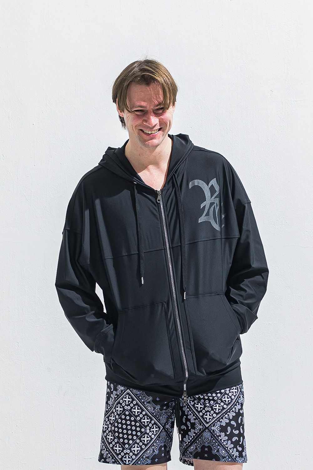 【セットアップ販売】[ラスト1点 サイズ2]  RUSH  OVER  ZIPUP HOODIE・RUSH DENIM SHORTS / ブラック