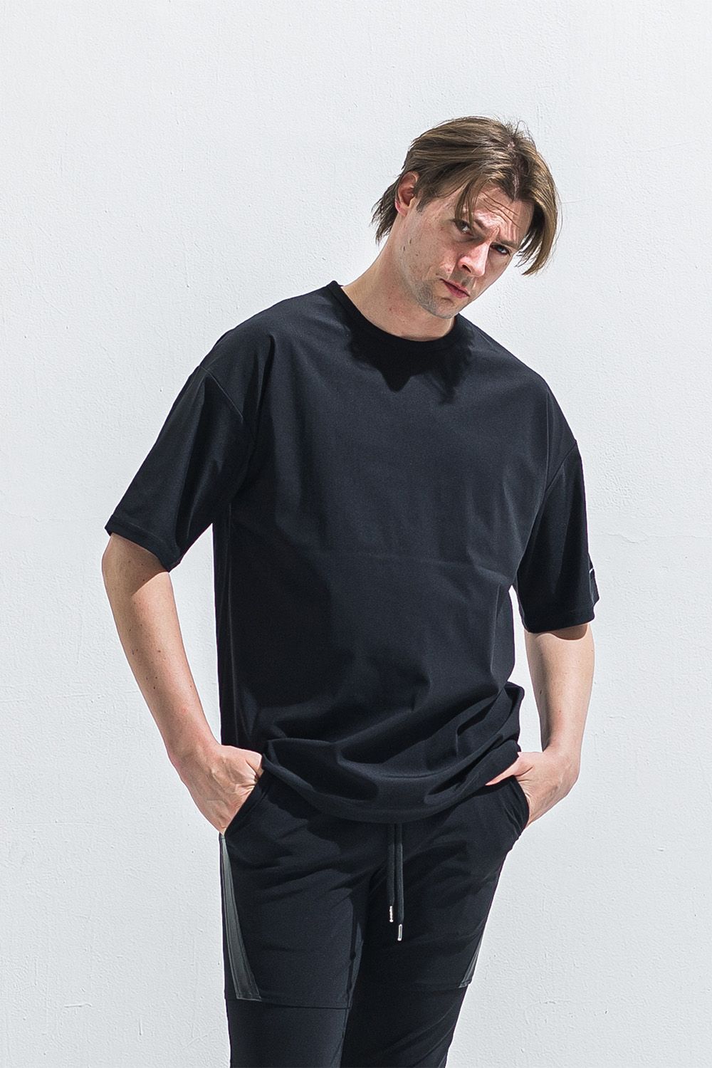 NYLON OVER  T / ブラック