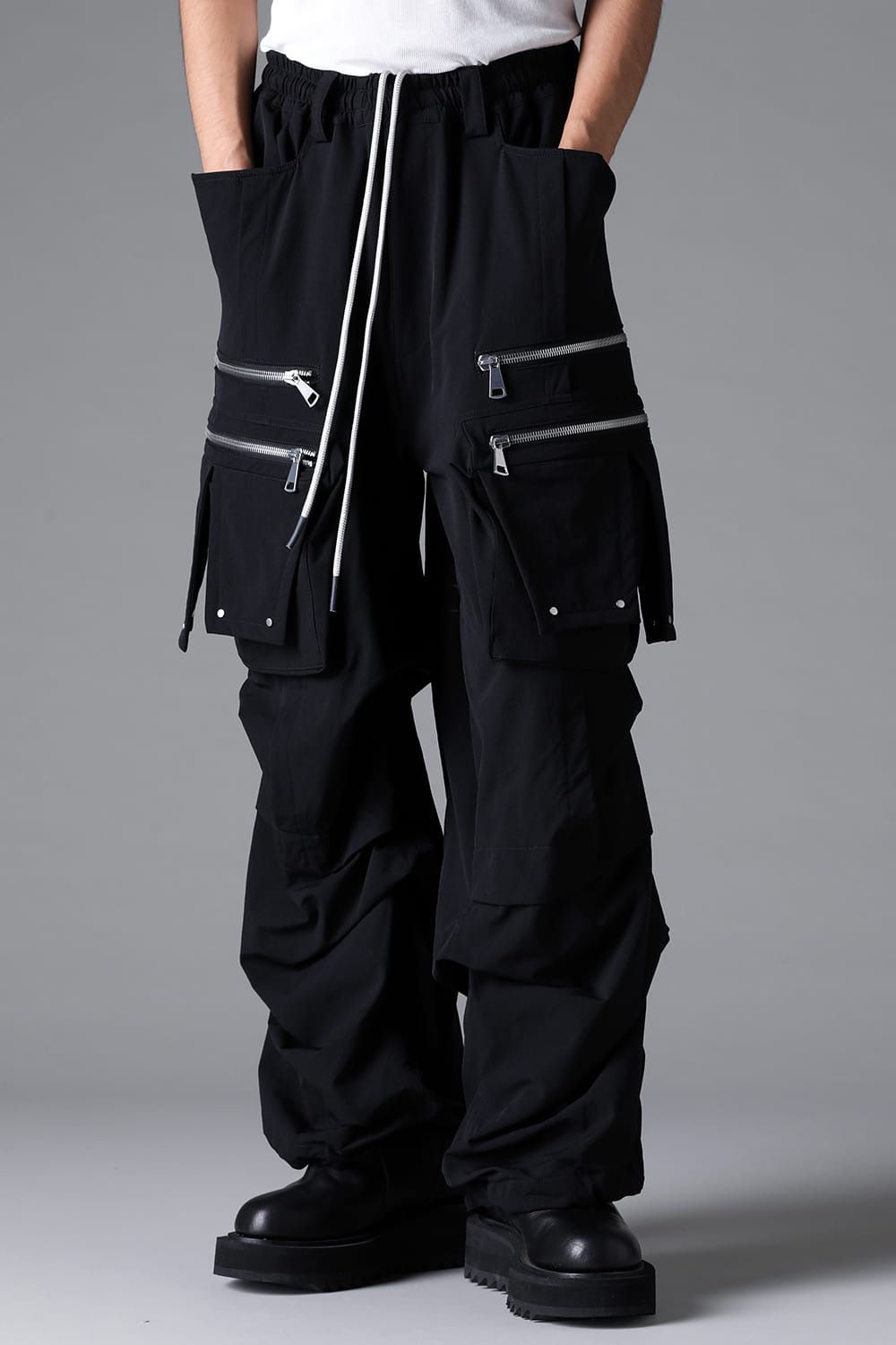 CARGO TUCK WIDE / ブラック