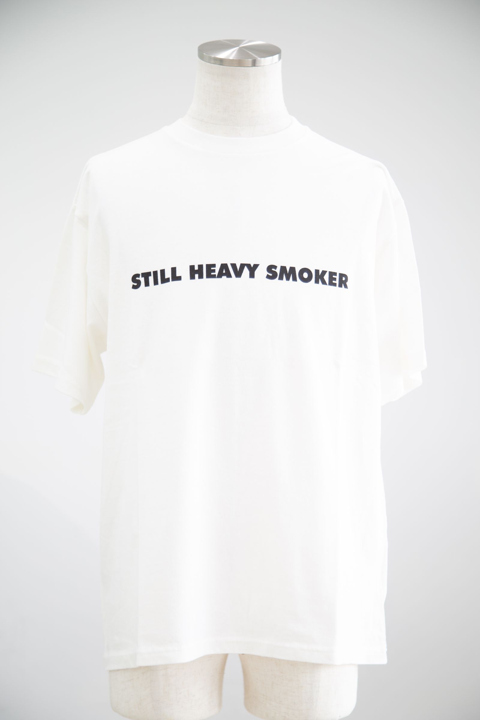 STILL HEAVY SMOKER Tシャツ / ホワイト