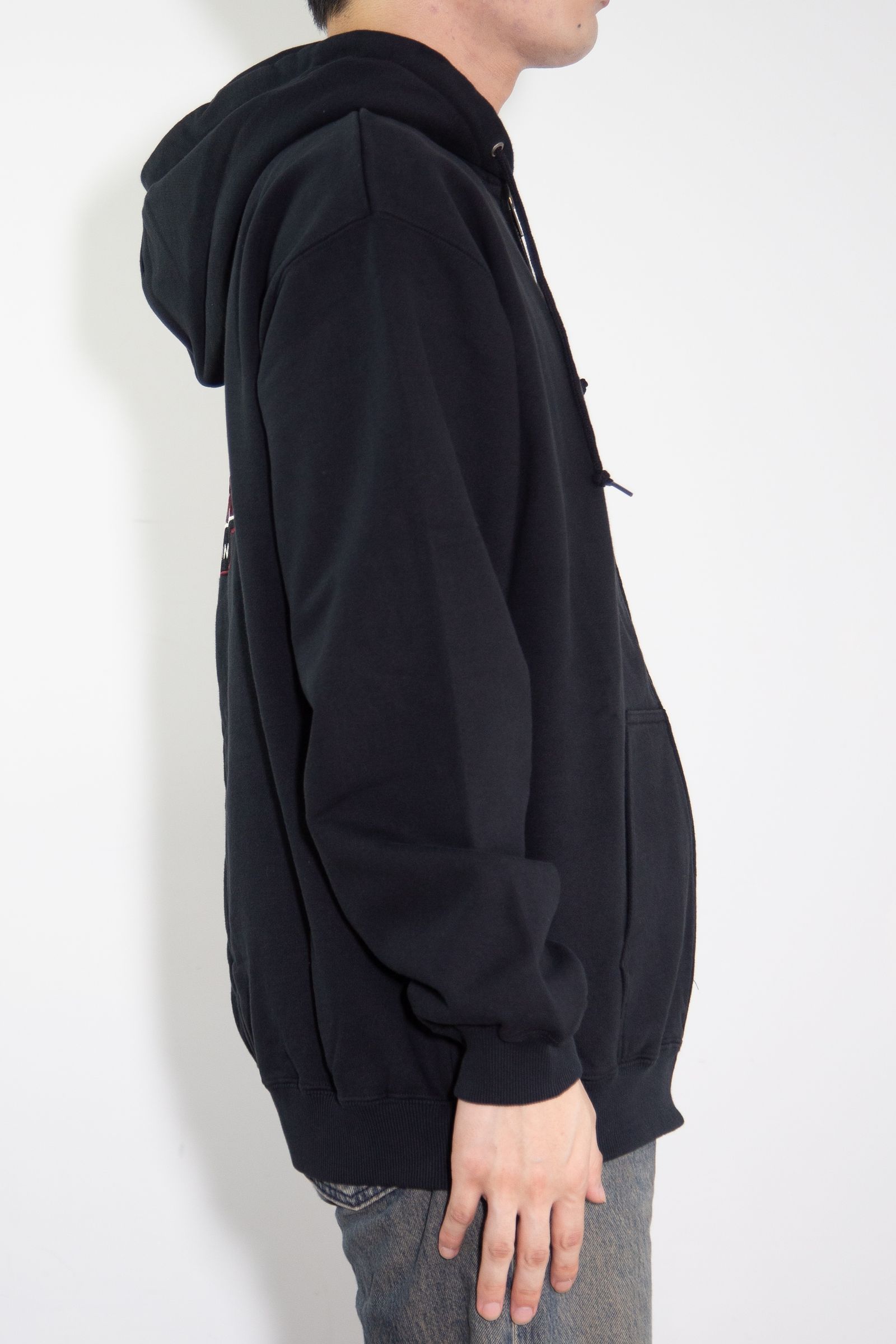 SLANTED OG ZIP HOODED SWEATSHIRT / ブラック