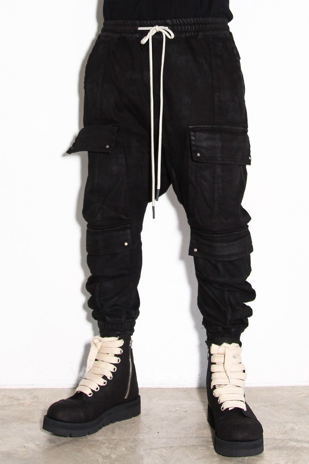 [ラスト1点 サイズ3] 【コーティングあり】サルエルカーゴジョガーパンツ / COATED SAROUEL CARGO JOGGER DENIM / ブラック / ag-12042-1