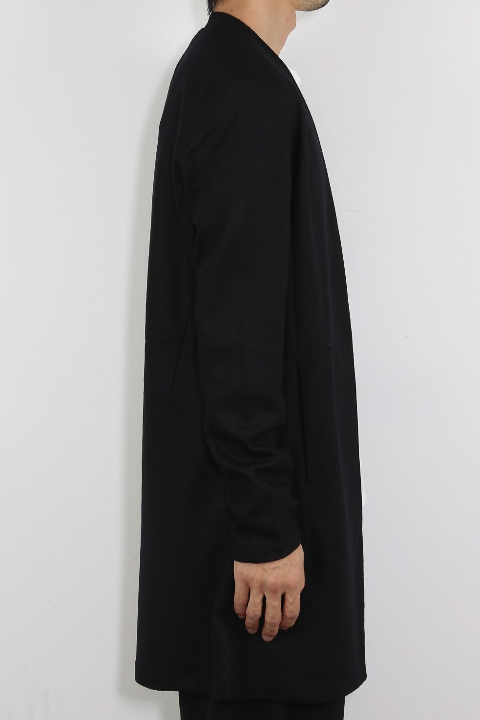 WO SMOOTH COLLARLESS LONG CARDIGAN / ブラック