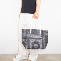 11周年限定トートバッグ MM / ブラックカモ×ホワイト