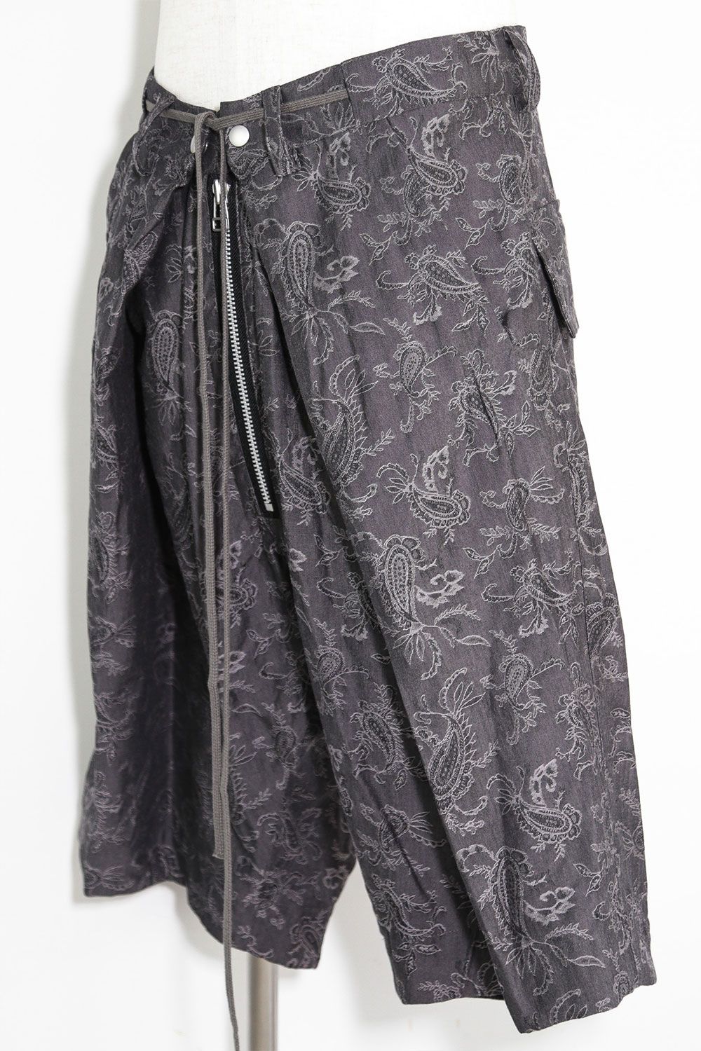 ペイズリー袴タックショーツ / Paisley Front Zip Tuck Shorts / ダークグレー / ag-9061-1