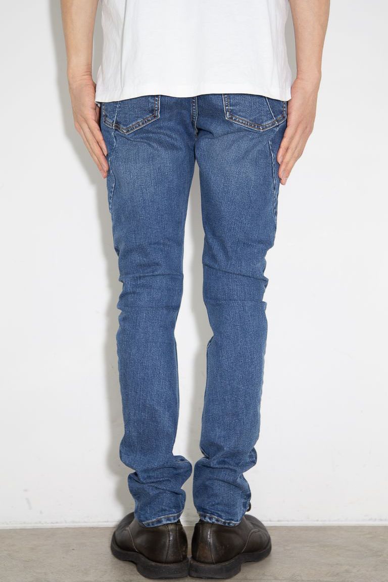 SUPIMA CO STRETCH DENIM SLIM CURVE JEANS / ライトネイビー