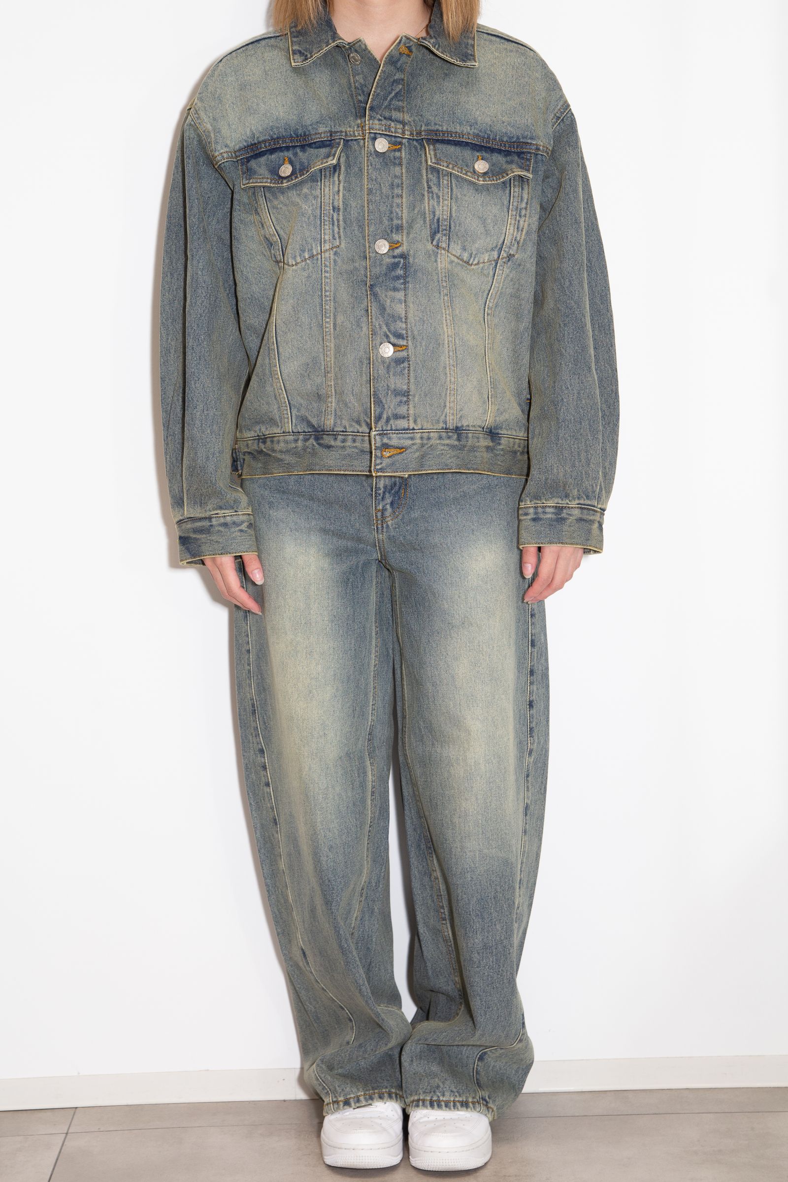LOGO MARK STITCHED DENIM JACKET / ライトインディゴ