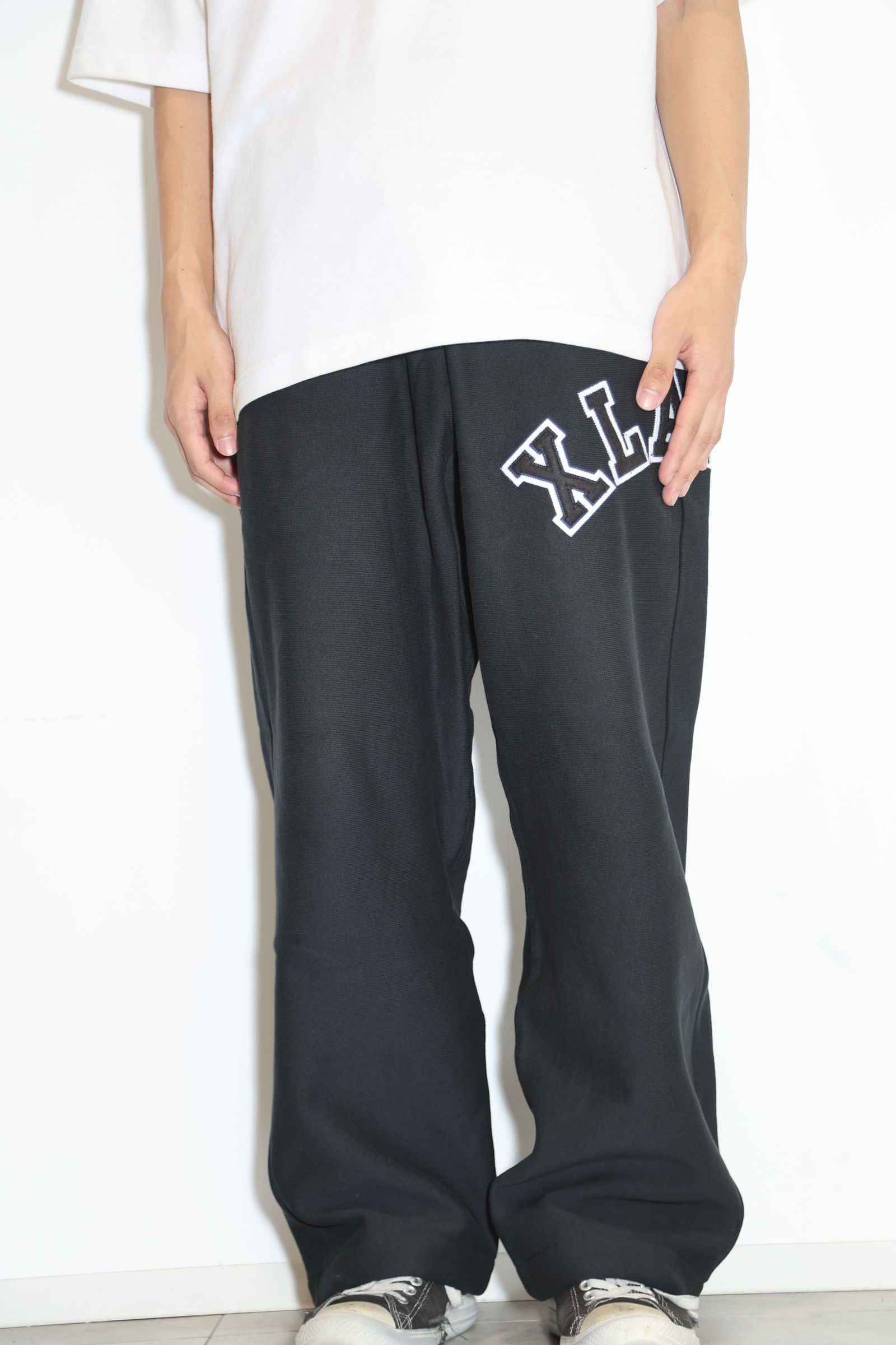 【セットアップ】XLARGE×Champion REVERSE WEAVE ZIP HOODED SWEATSHIRT・PANTS / ブラック