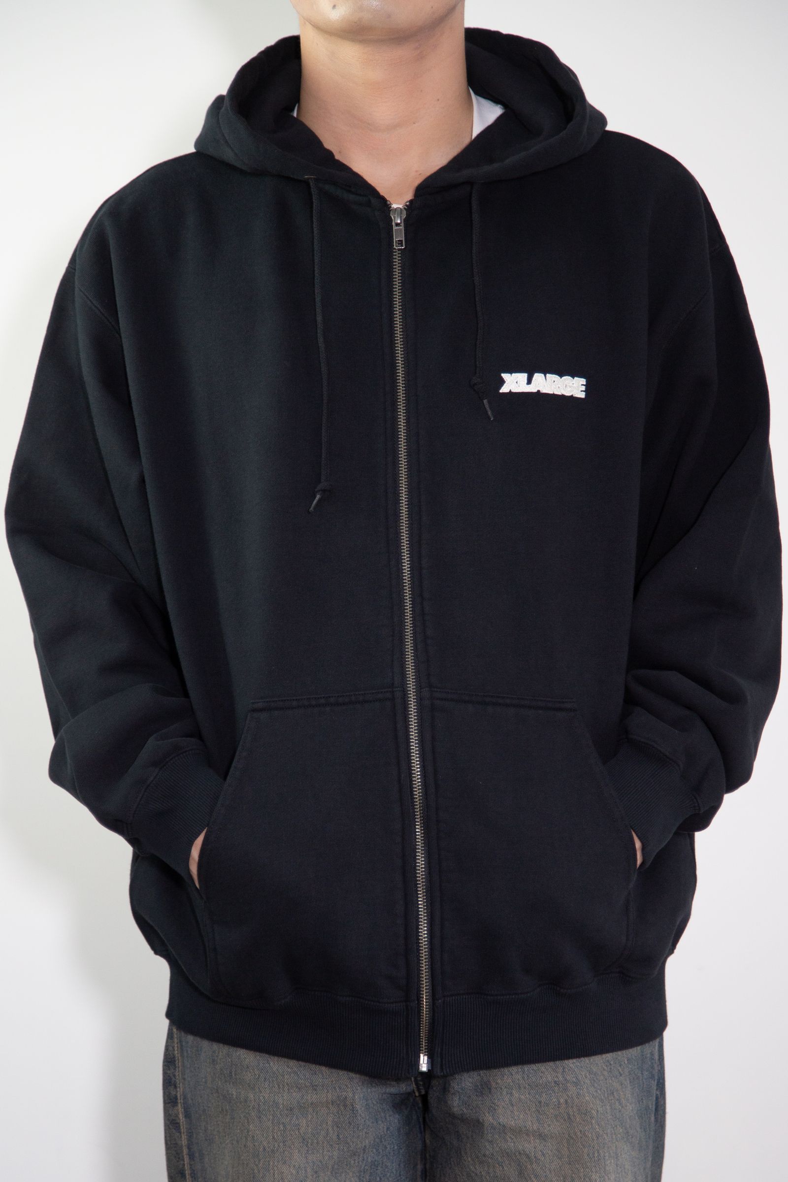 SLANTED OG ZIP HOODED SWEATSHIRT / ブラック