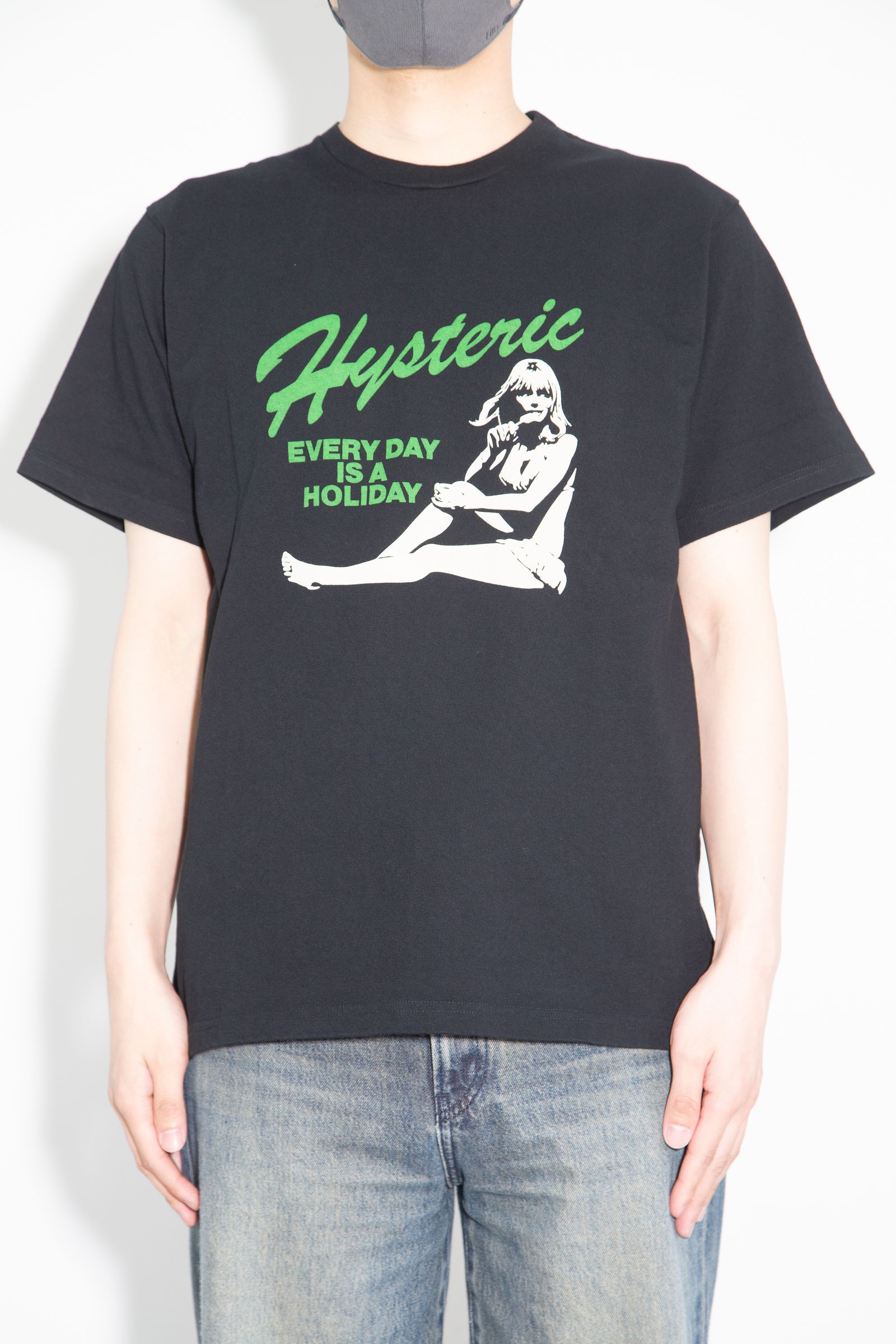 EVERY DAY HOLIDAY Tシャツ / ブラック
