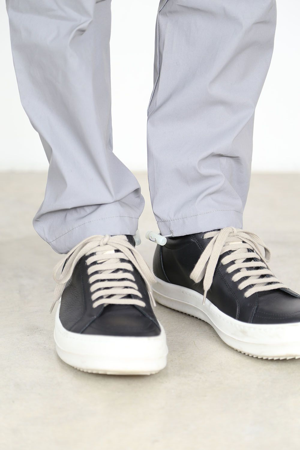 TRACK NYLON PANTS / シルバー