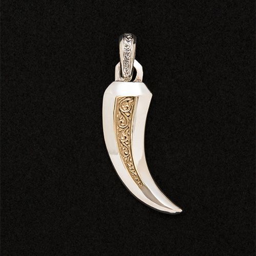 Simplicity Claw Amulet Pendant / GP032