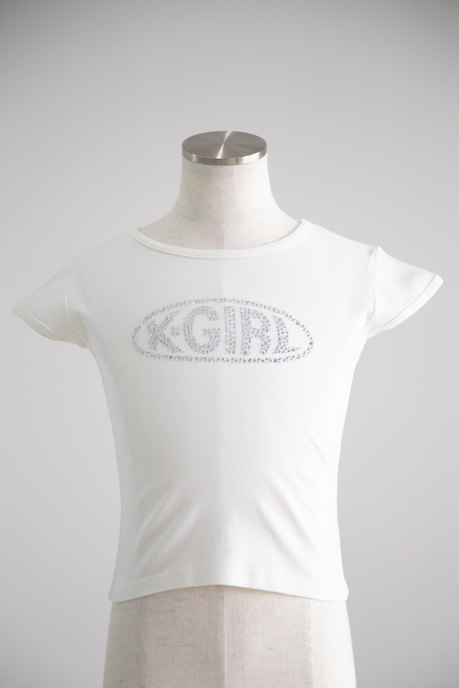 RHINESTONE OVAL LOGO S/S BABY TEE / ホワイト