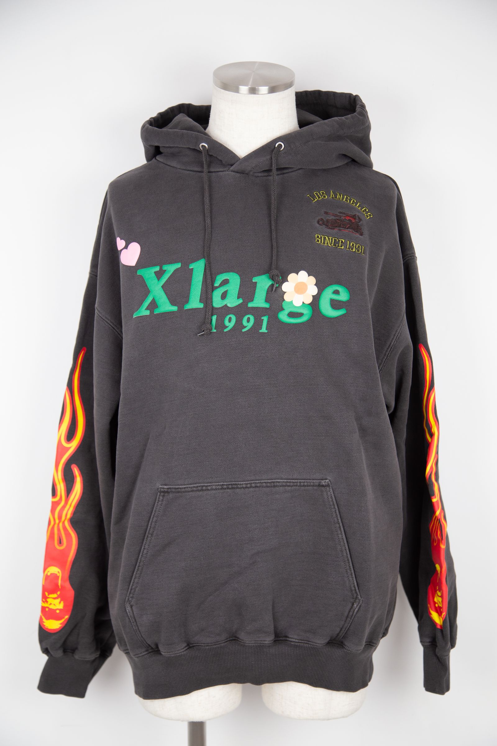 ○ XLARGE PIGMENT DYLED PUFF LOGO-