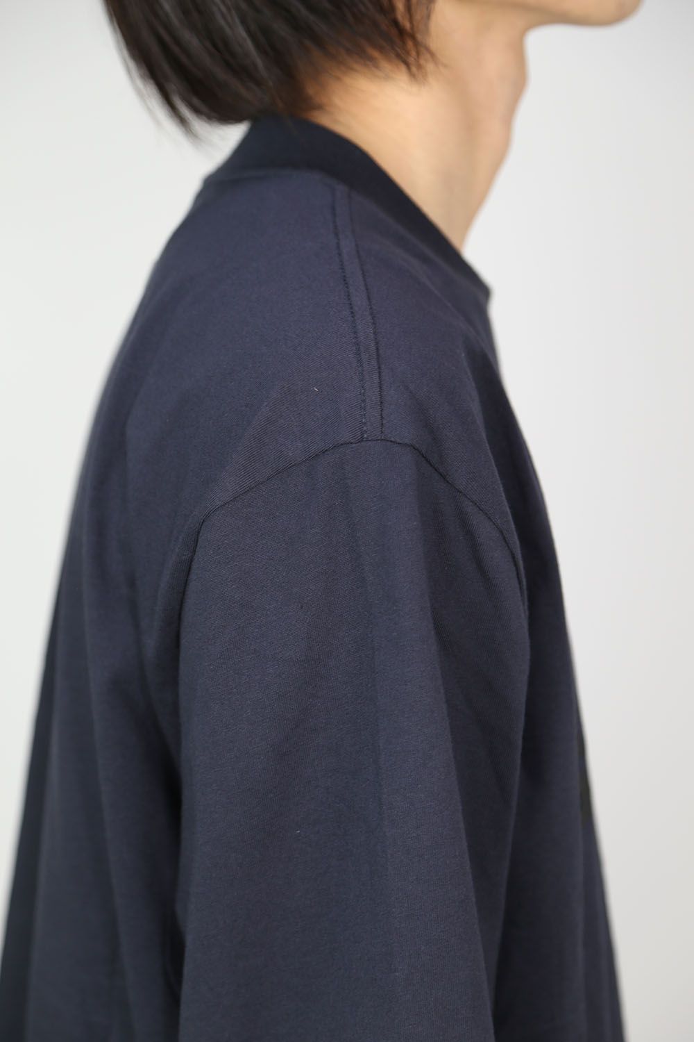 FRONT LOGO L/S TEE / ネイビー