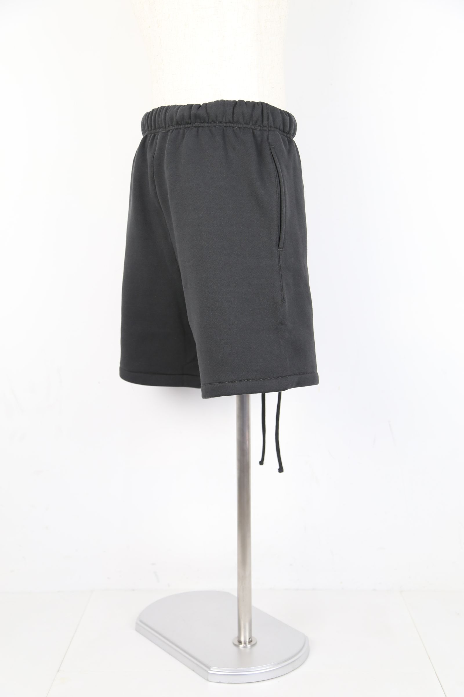 [ラスト1点 サイズL] 22SS 1977 SWEAT SHORTS / アイアン