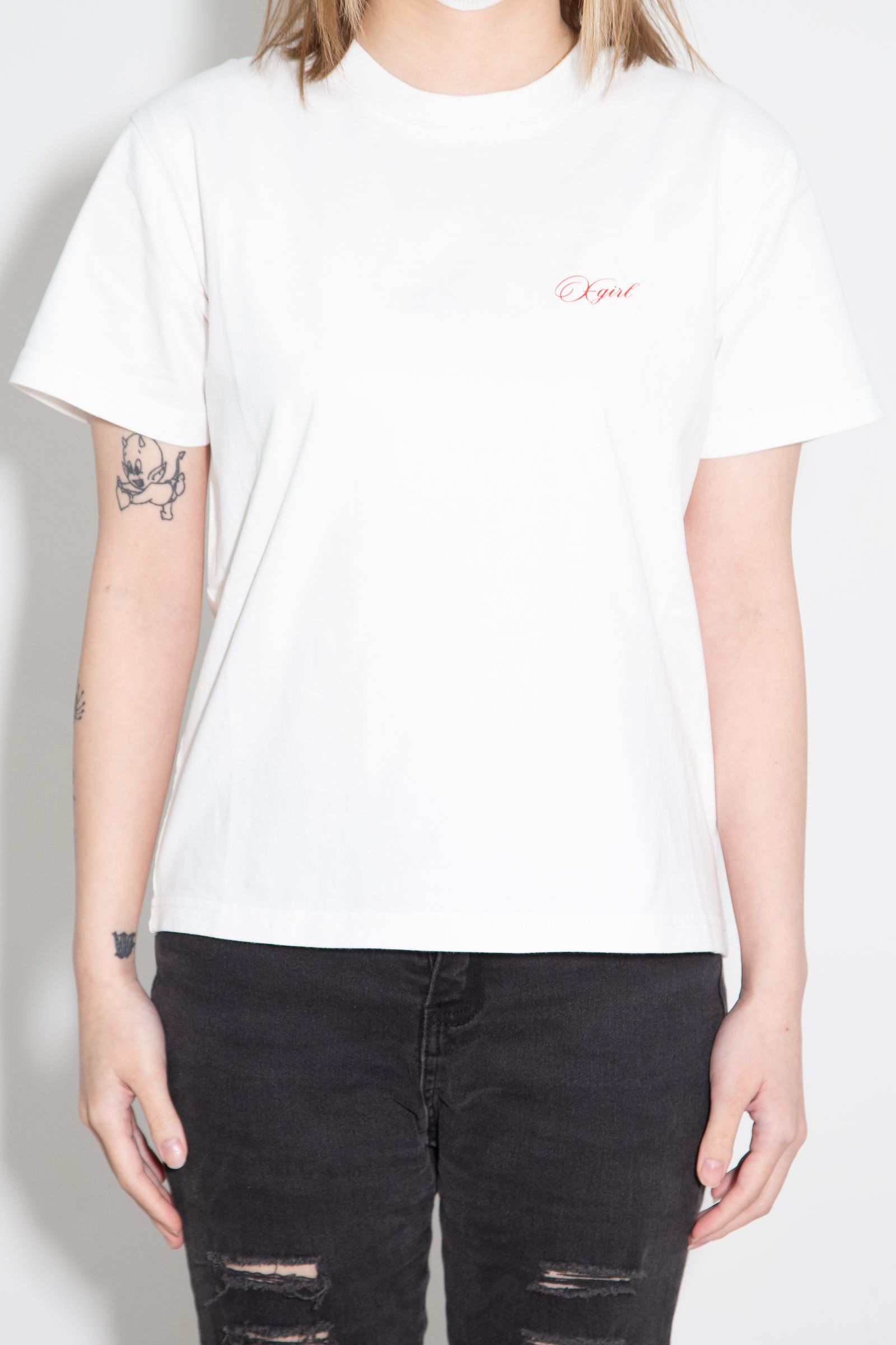 [ラスト1点 サイズM] CURSIVE SCRIPT LOGO AND FACE S/S TEE / ホワイト