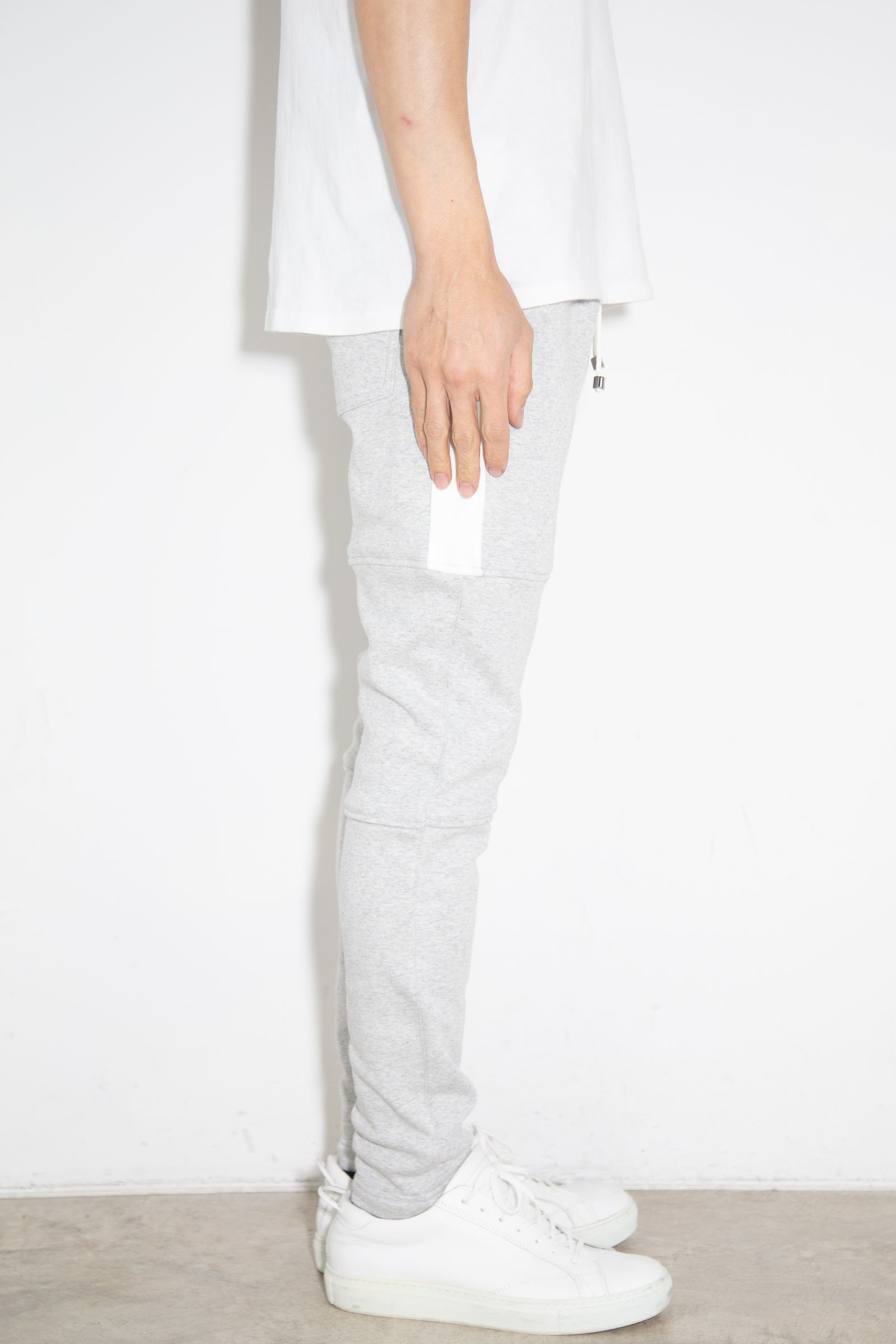 【人気継続商品】 Velours fleece SLASH LINE PT / グレー