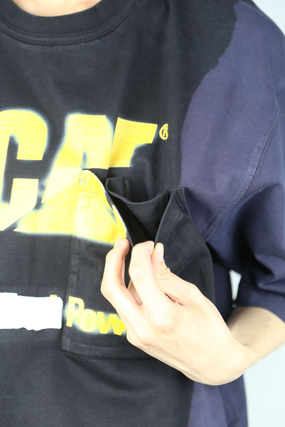 CAT TEE SS REG PKT POWER / ブラック×イエロー - S