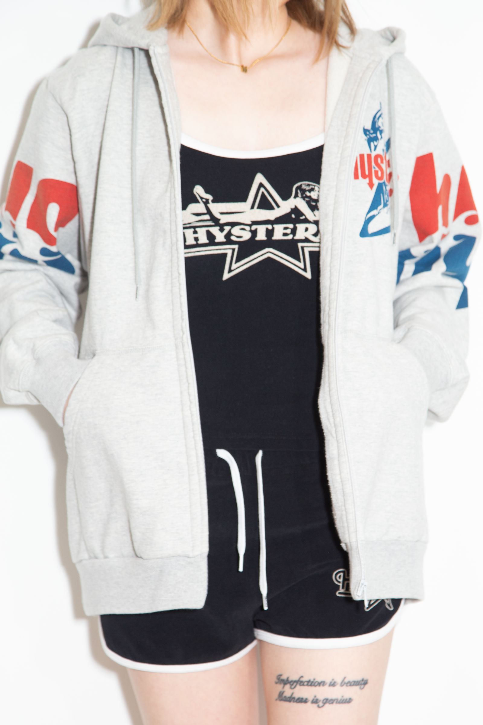 [ラスト1点 ] 【セットアップ販売】STAR WOMAN キャミソール・HYS STAR LOGO ショーツ / ブラック