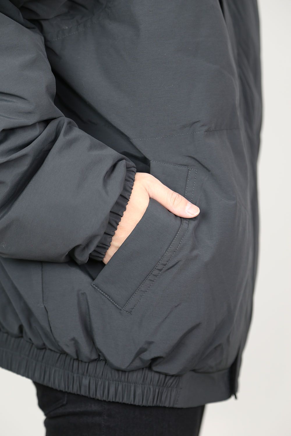 FOG ESSENTIALS - PUFFER JACKET / ブラック | Tempt FOG ESSENTIALS - PUFFER JACKET / ブラック | Tempt