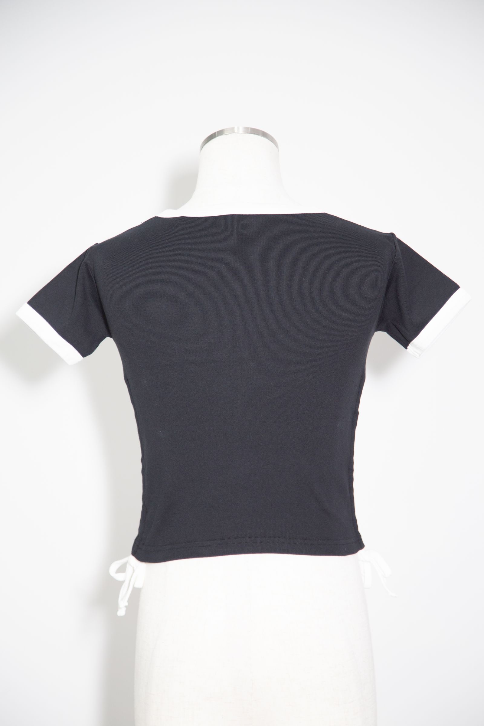 SCRIPT LOGO DRAWSTRING RINGER BABY TEE / ブラック