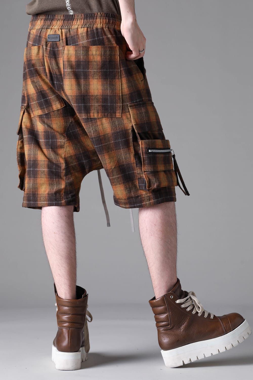Plaid Sarouel Shorts