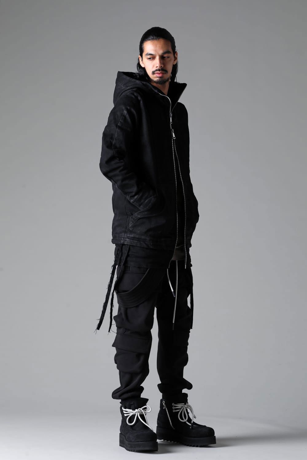 ボンバーヒートベルトカーゴサルエルスウェットパンツ / Bomber Heat Belt Cargo Sarouel Pants / ブラック / ag-10059