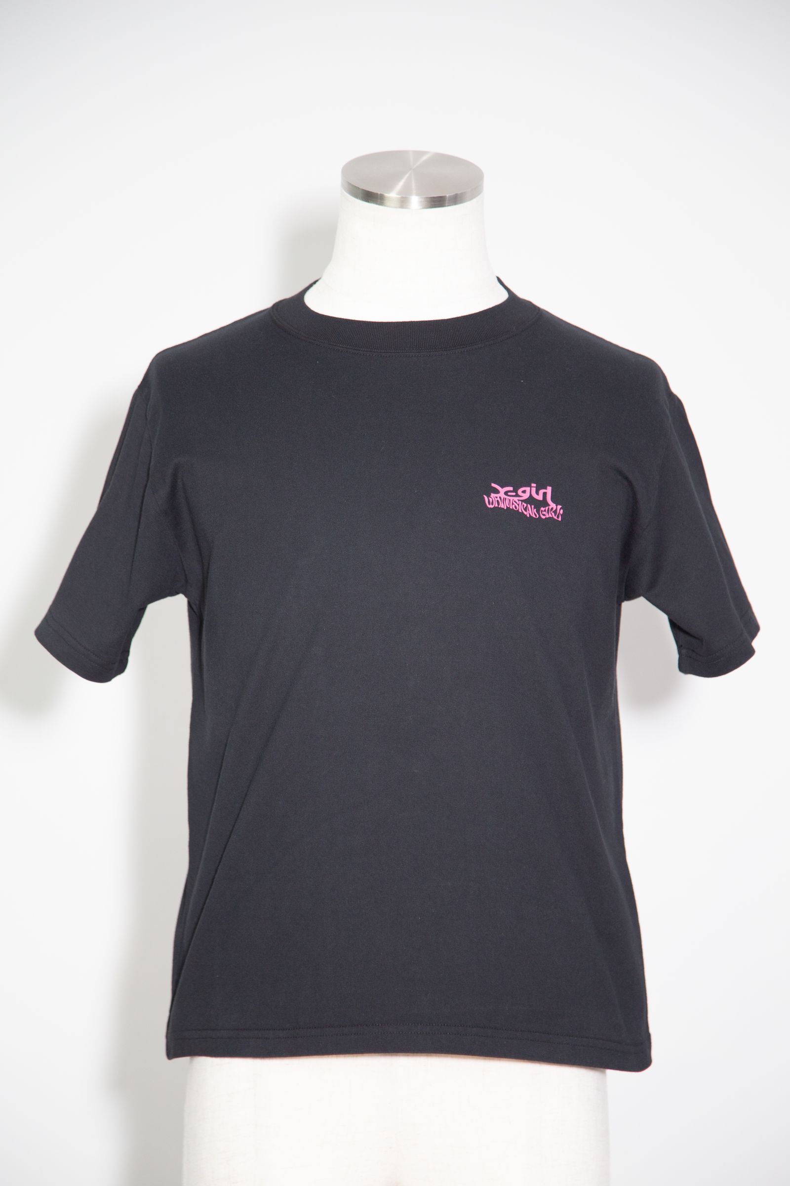 BUTTERFLY SILHOUETTE LOGO S/S TEE / ブラック