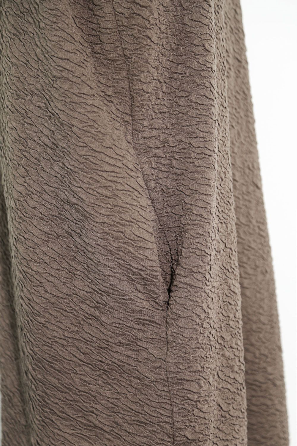 ［ラスト1点 サイズ3］LONG CARDIGAN 223-304 / シボ加工ロングカーディガン / ベージュ