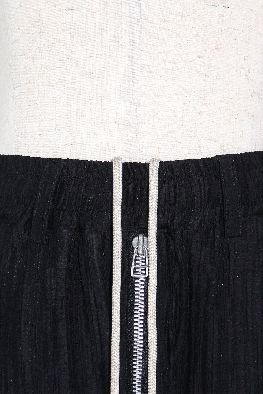 シアー楊柳タックショーツ / Sheer Yo-Ryu Tuck Shorts / ブラック