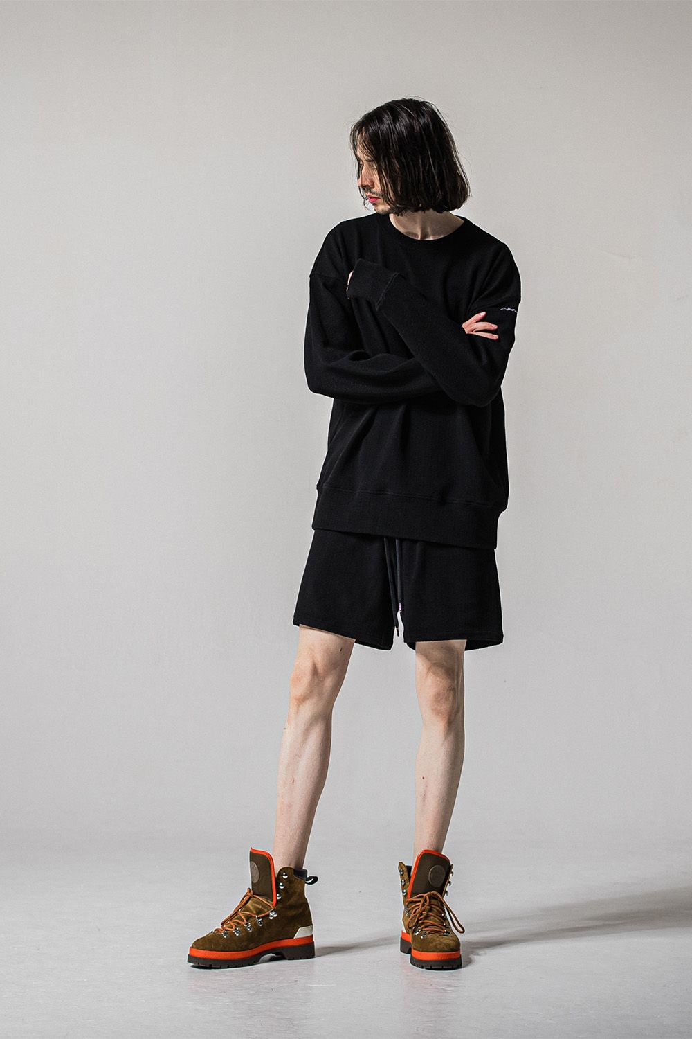 【セットアップ】blister trainer・blister knit HALF PT / / ブラック