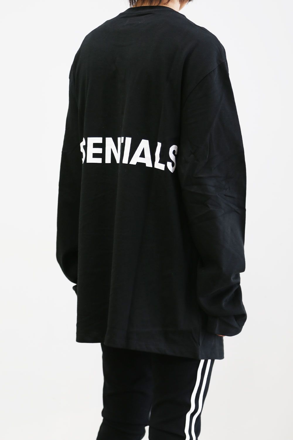 FOG ESSENTIALS - BACK LOGO L/S TEE / グレー | Tempt