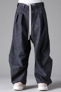 Vegan Leather Tuck Wide Pants