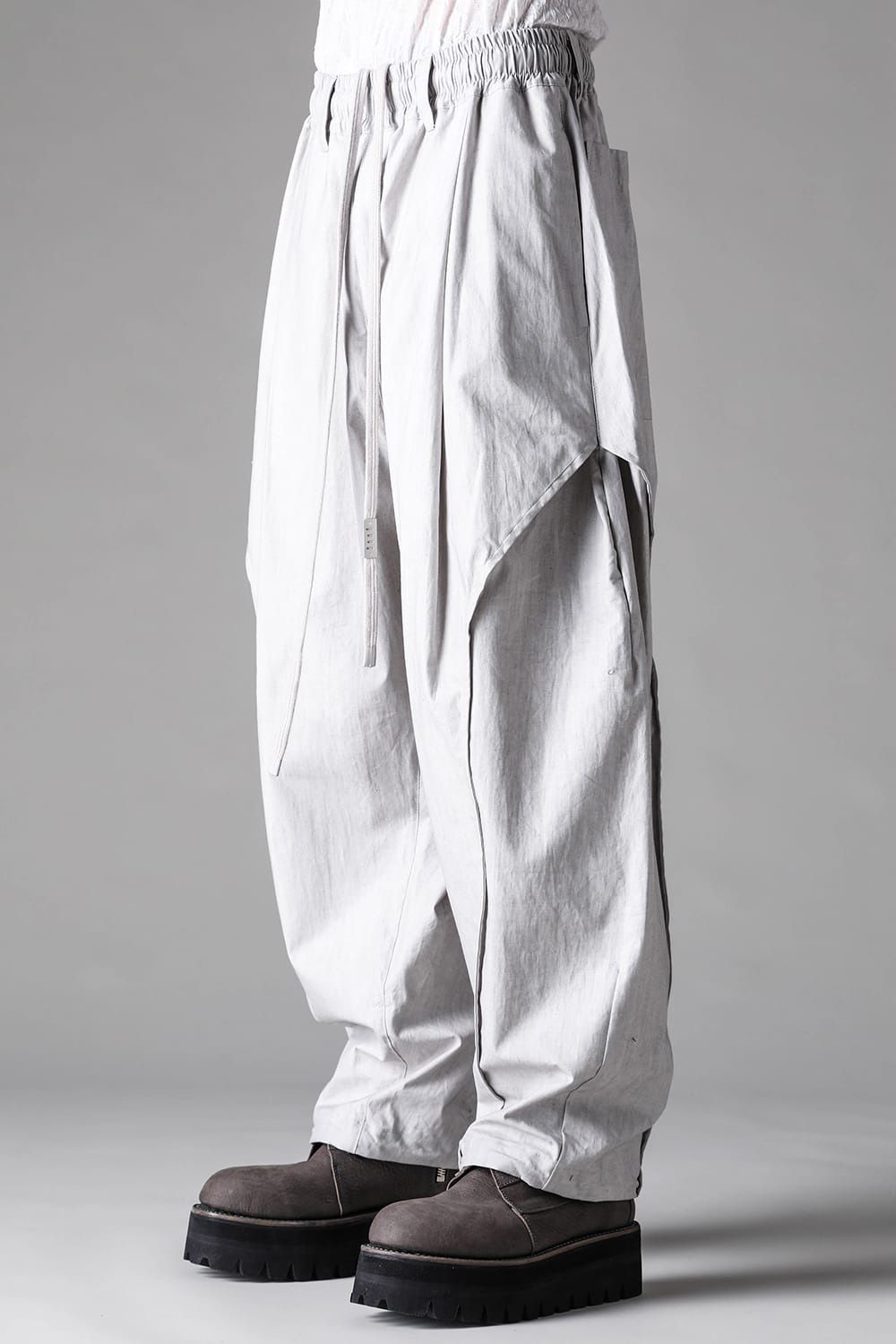 Sumi Dyed Side Tuck Tapered Pants