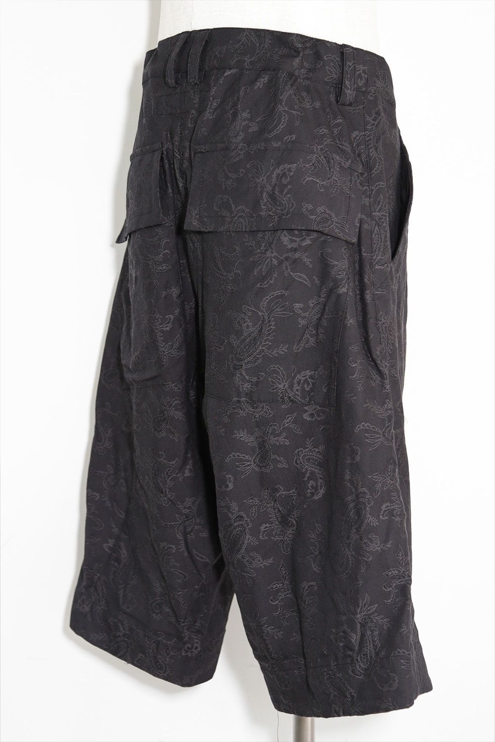 [ラスト1点 サイズ1] ペイズリー袴タックショーツ / Paisley Front Zip Tuck Shorts / ブラック / ag-9061-1