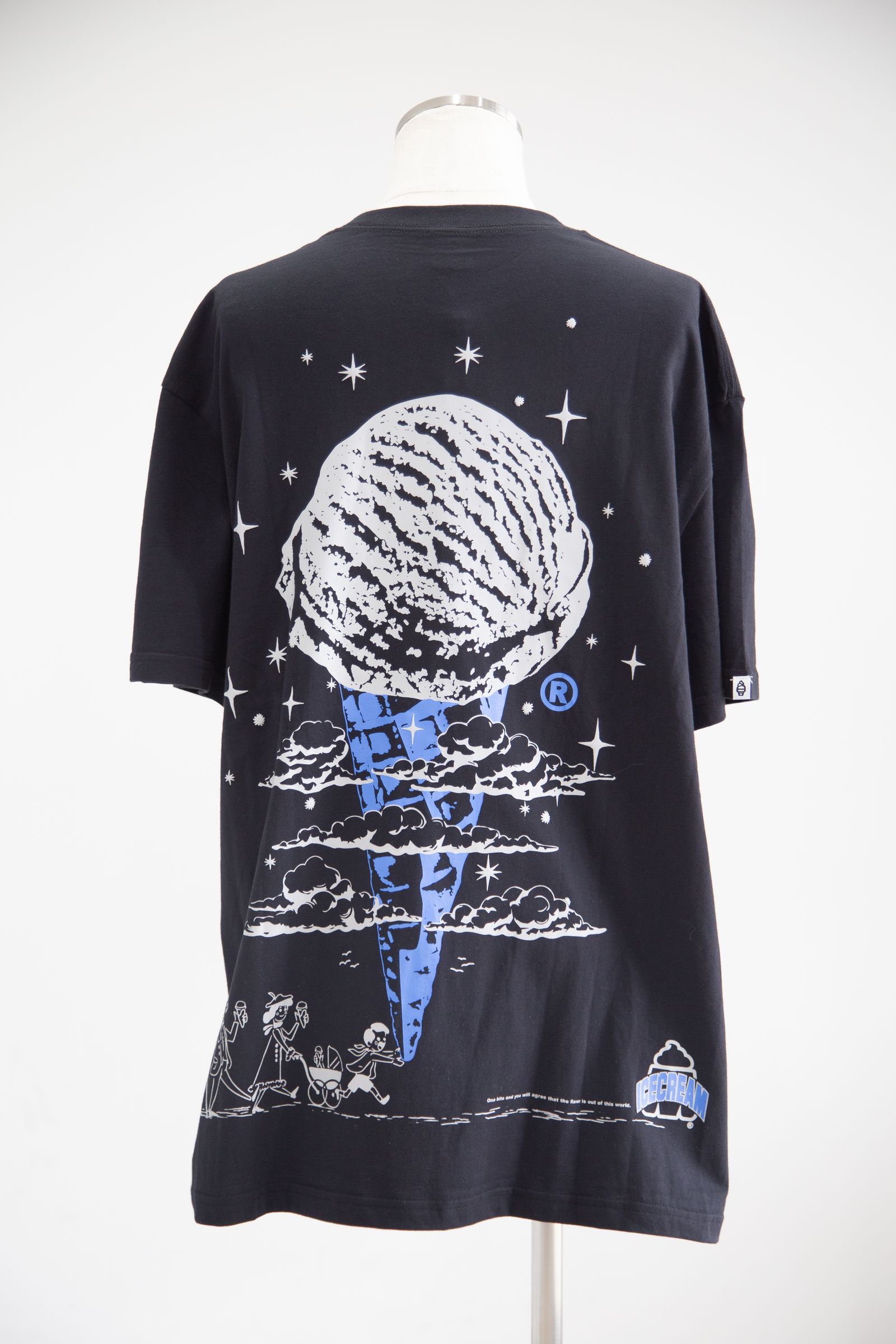 【ICECREAM】OUT OF THIS WORLD OVERSIZED T-SHIRT / SHALE