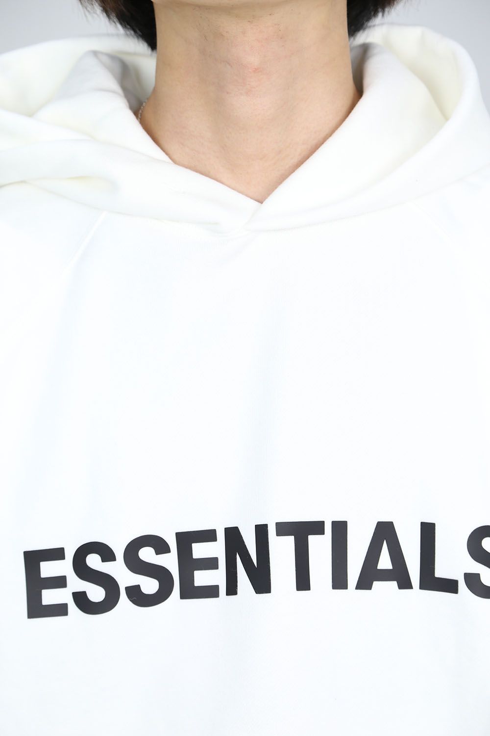 FOG ESSENTIALS - FRONT LOGO HOODIE / ホワイト | Tempt