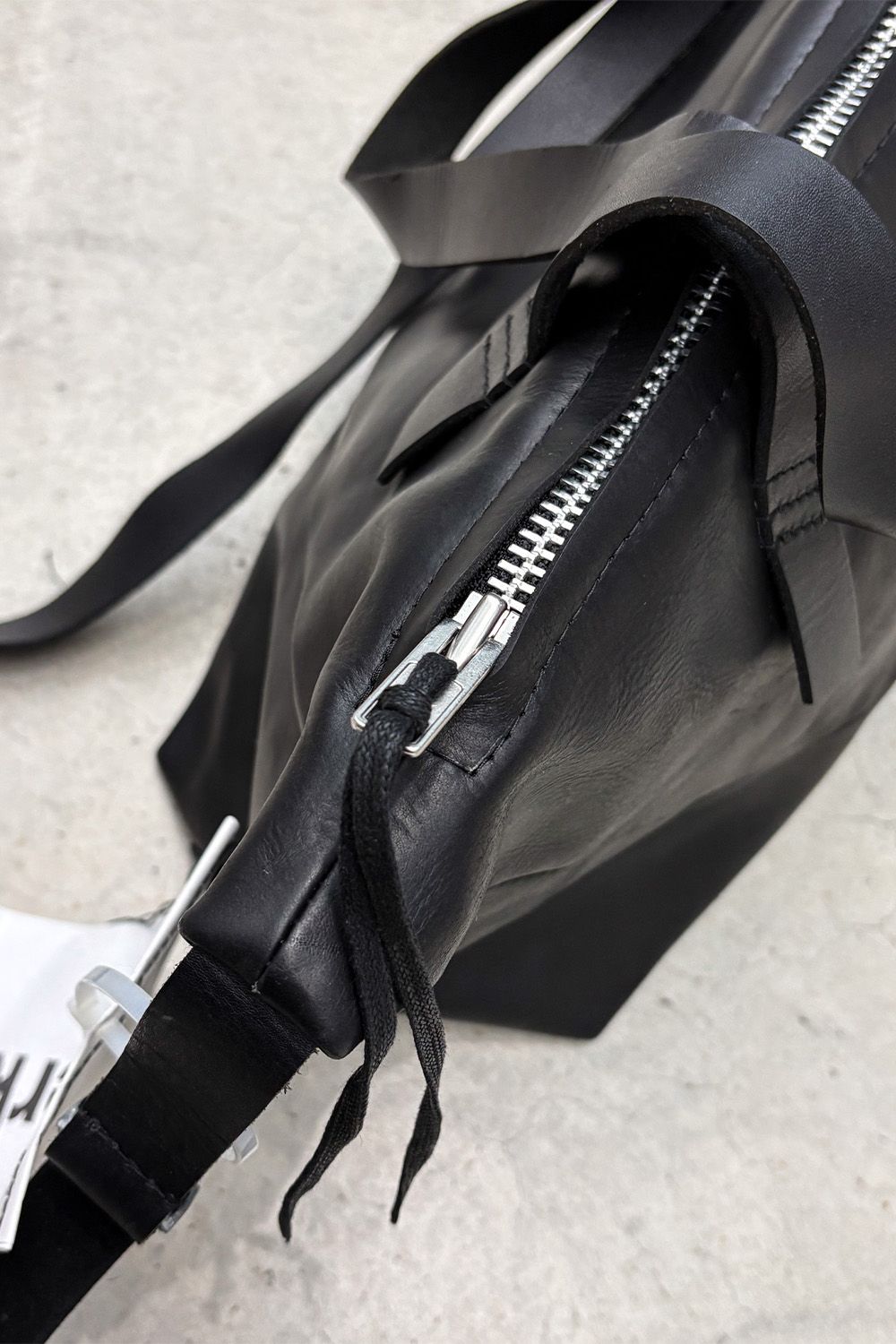 WERK 48 F / ブラック