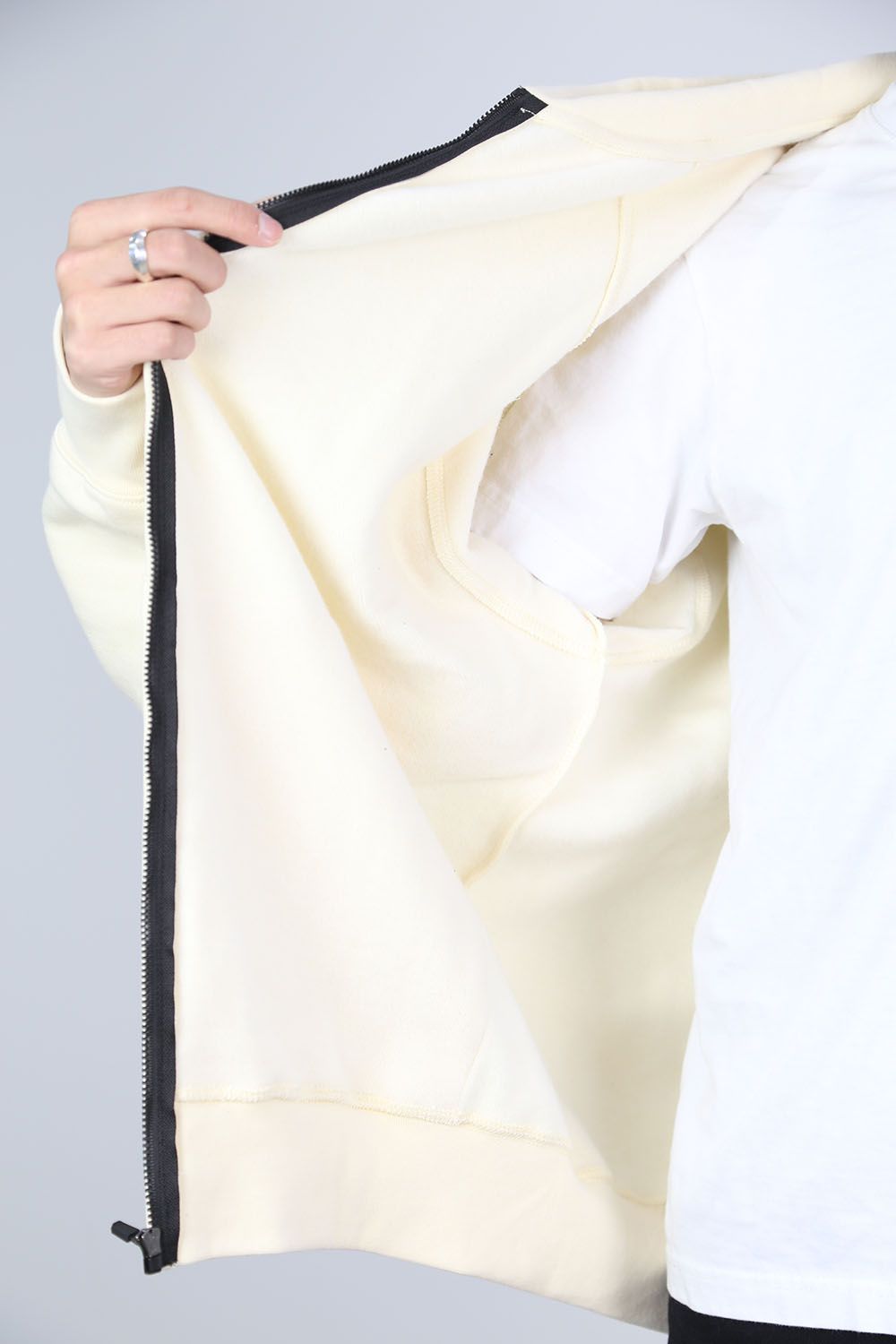 FULL ZIP HOODIE / クリーム