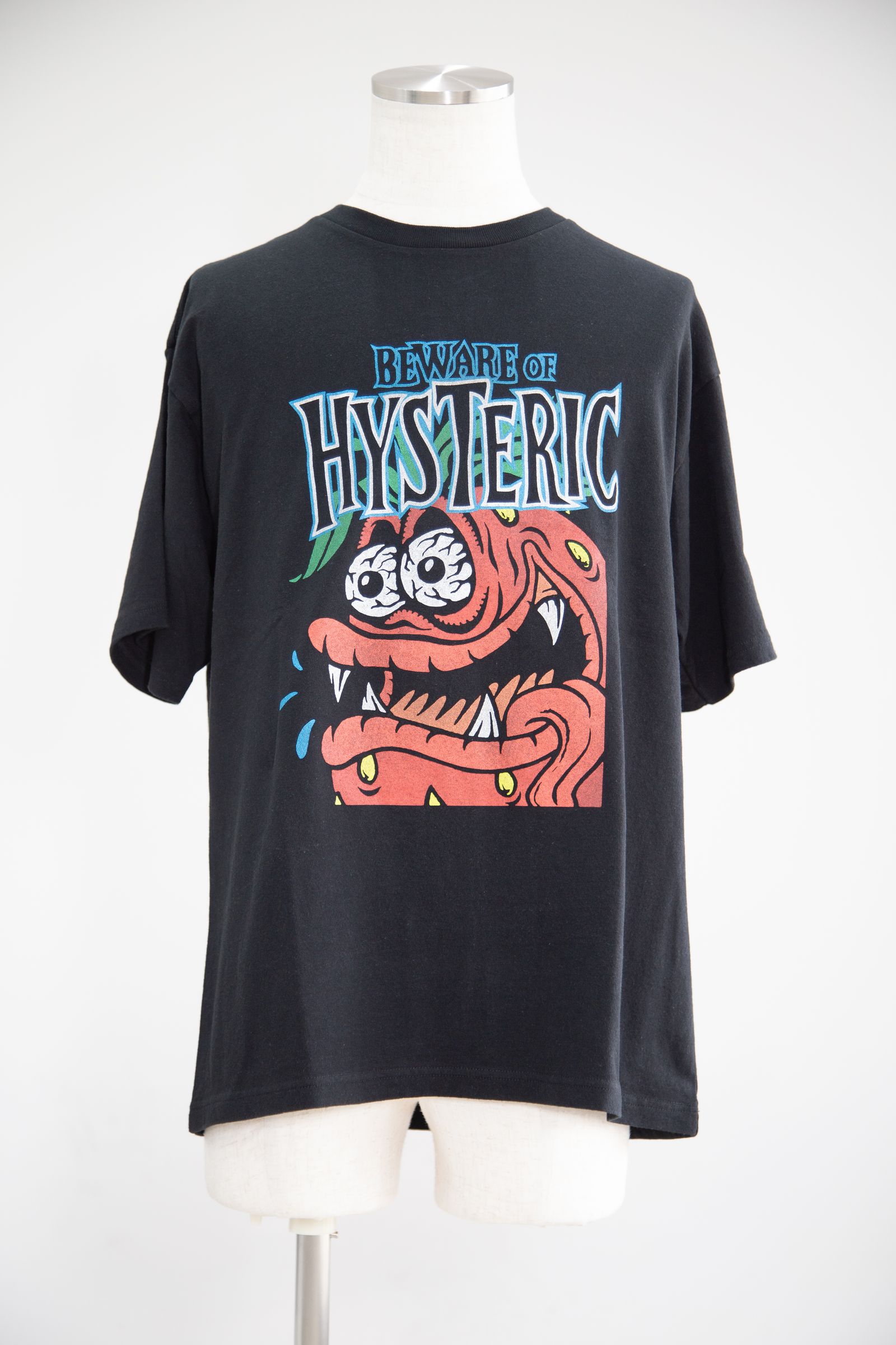 HYSTERIC GLAMOUR - BEWEAR OF HYSTERIC Tシャツ / ブラック | Tempt
