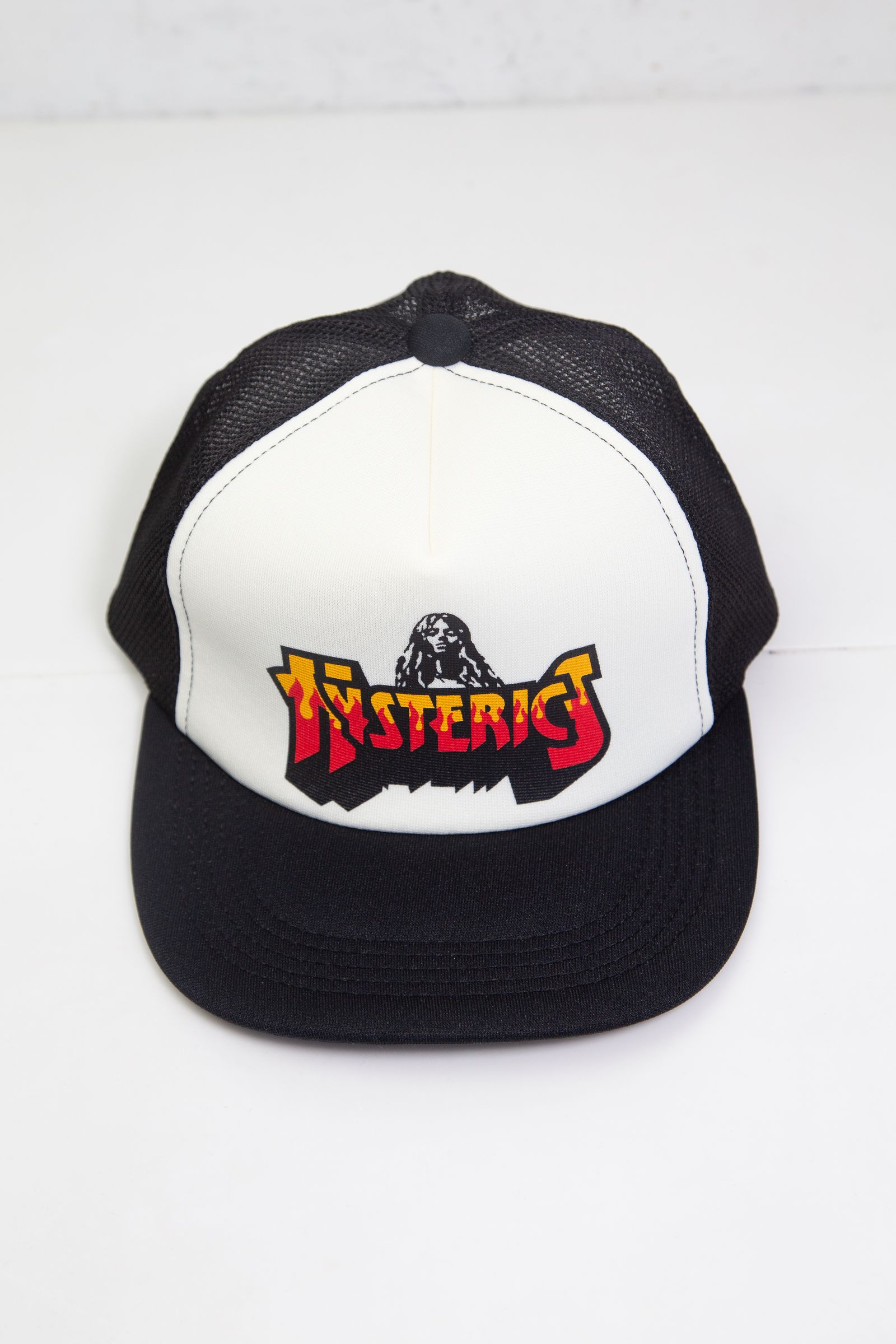 [購入は1人1点まで] BAD ASS FIRE LOGO メッシュキャップ / ブラック