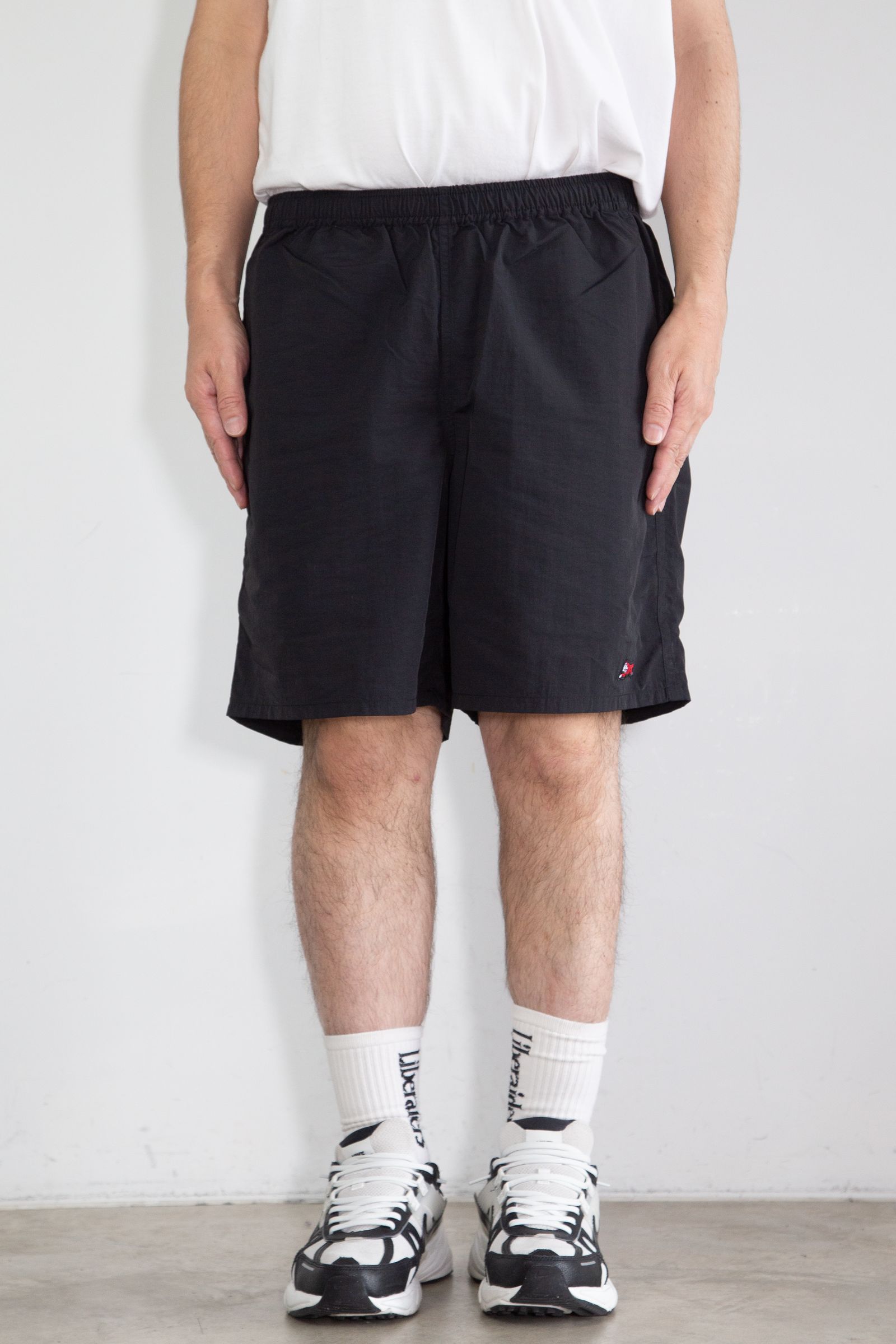 RUNNING DOG SHORTS / ブラック