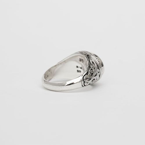 Griffin Signet Ring / GR058